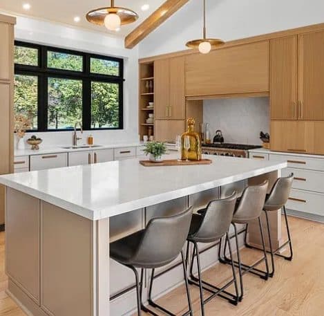 Edgecumbe Residence in St. Paul, MN