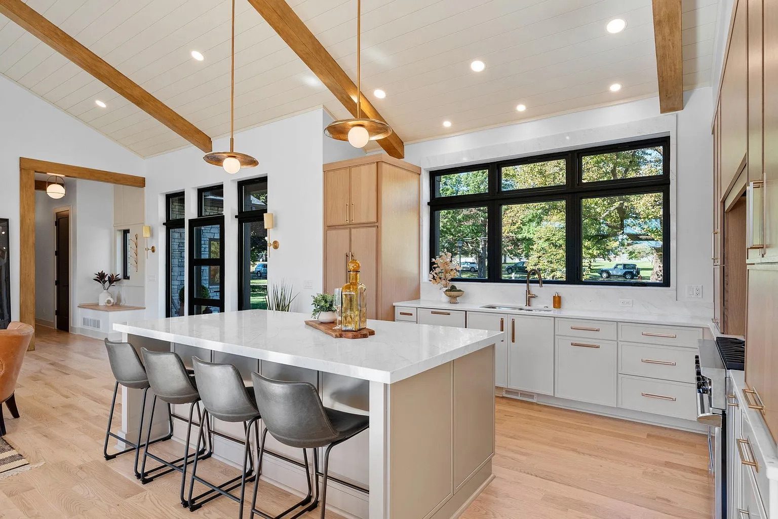 Edgecumbe Residence — St. Paul, MN