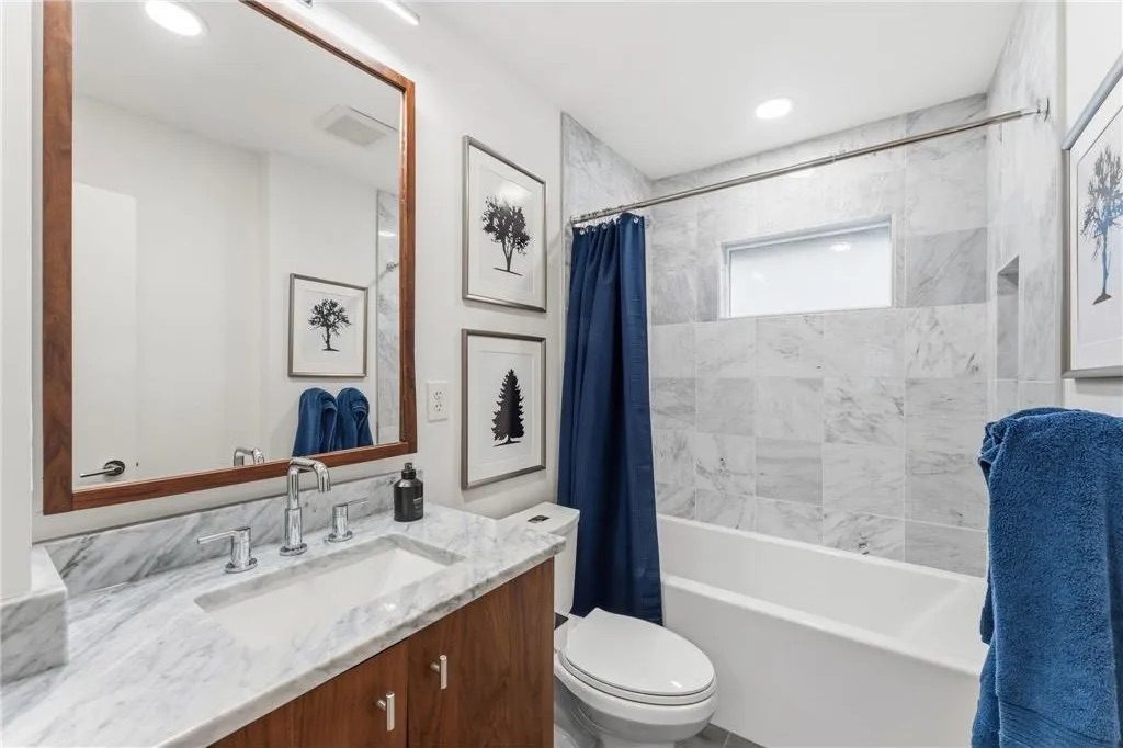 Fremont Residence — South Minneapolis, MN